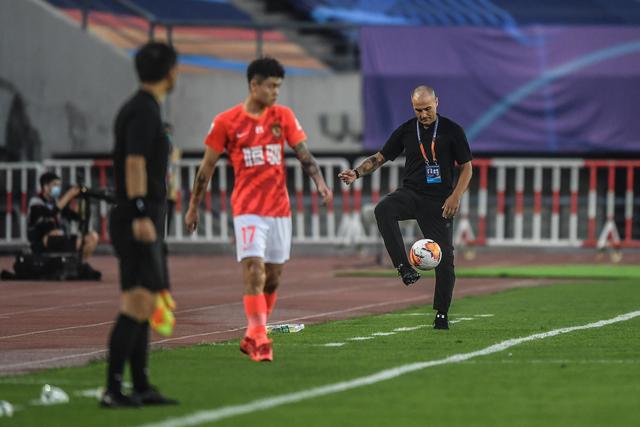 意甲-拉比奥特绝平 尤文图斯1-1萨勒尼塔纳